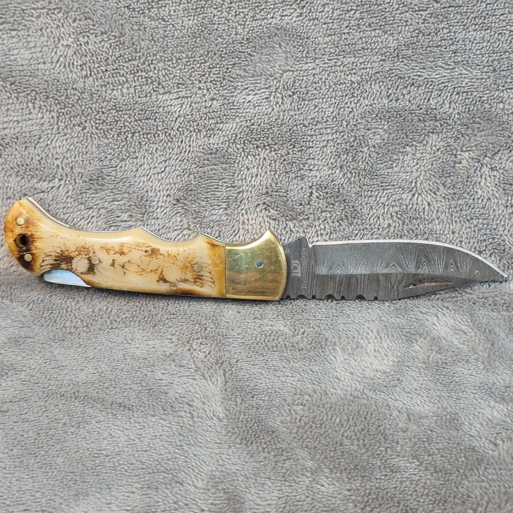 Delta Knives Damascus 3 Inch‎ Drop Point Brass Carved Skull Wings... - Picture 4 of 12